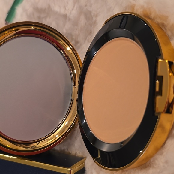 RELEVANT BRAND WOMEN'S COMPACT POWDER FOUNDATION SHADE GRACE 27 - Picture 4 of 9